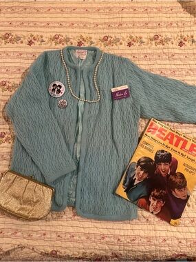 True Vintage 60s Barbara Lee Baby Blue Wool Cardigan Rayon Line Hong Kong XS-M/L